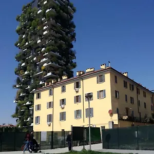 King's House Bosco Verticale Unicredit Tower Gaeaulenti , Milan Italie