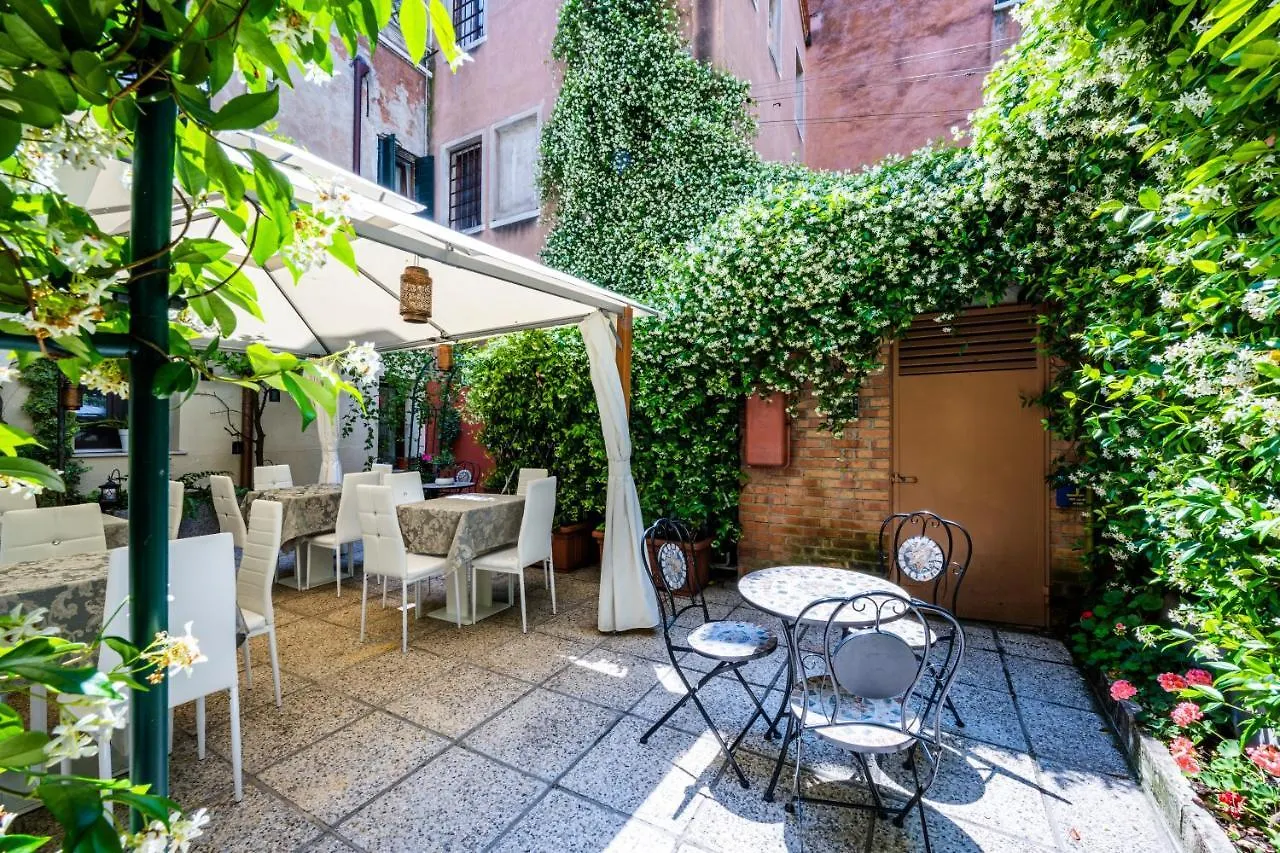 Hotel Apostoli Garden Venice Italy