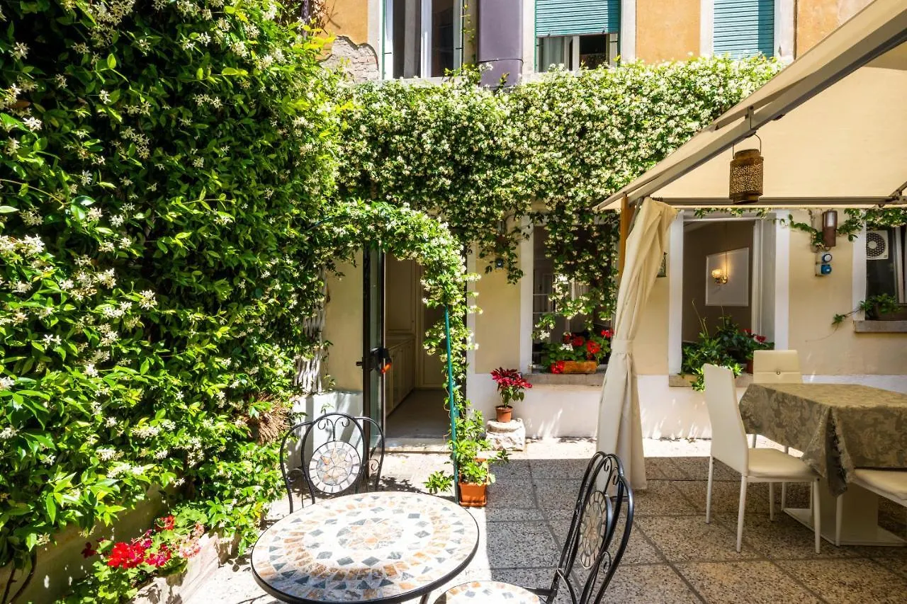 Hotel Apostoli Garden Venice