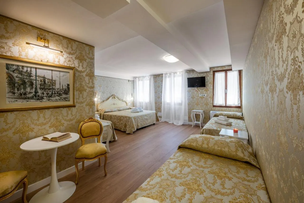 Hotel Apostoli Garden Venice 3*,  Italy
