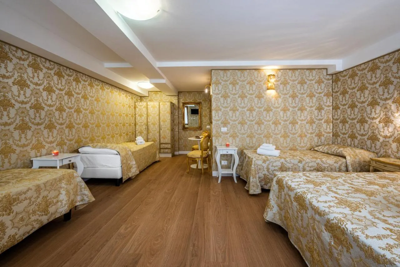 Hotel Apostoli Garden Venice