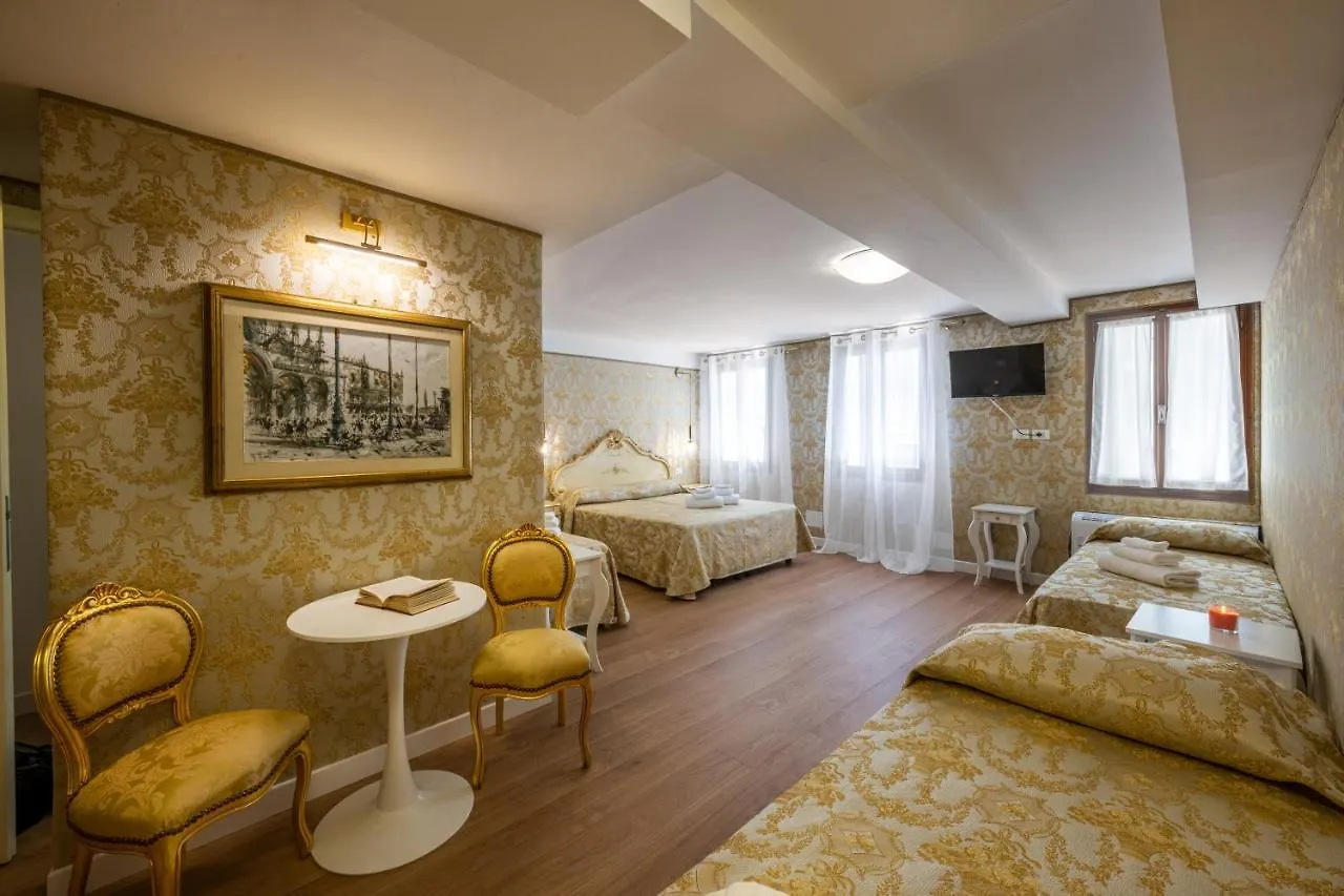 Hotel Apostoli Garden Venice